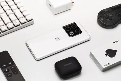 「顏值」即是生產(chǎn)力 聊聊那些好看又實(shí)用的黑白數(shù)碼產(chǎn)品